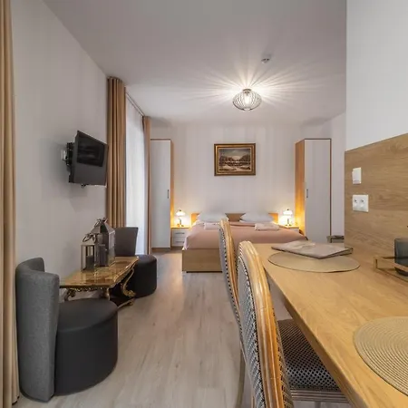 Nathalie Apartment